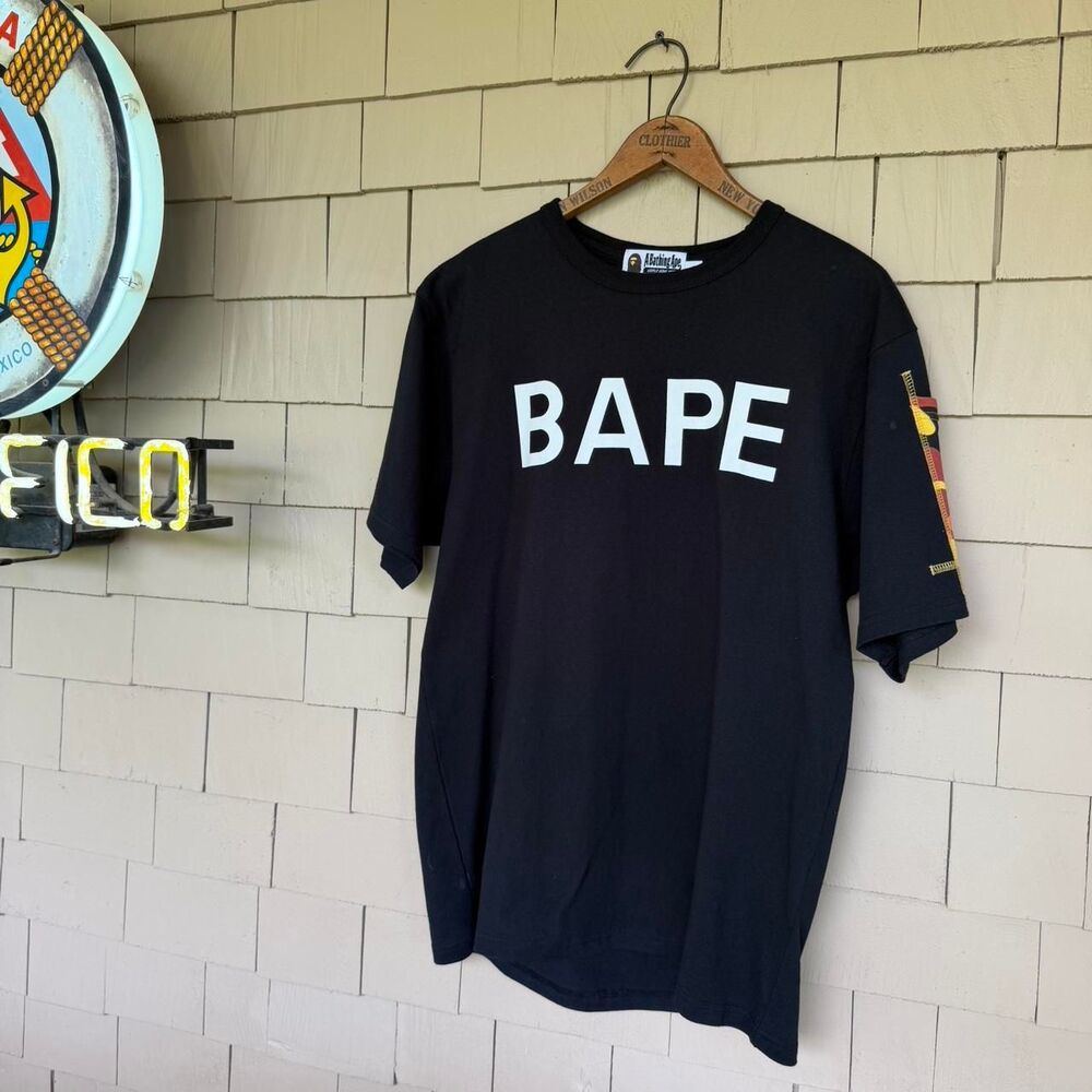 Bape Men's Black T-shirt